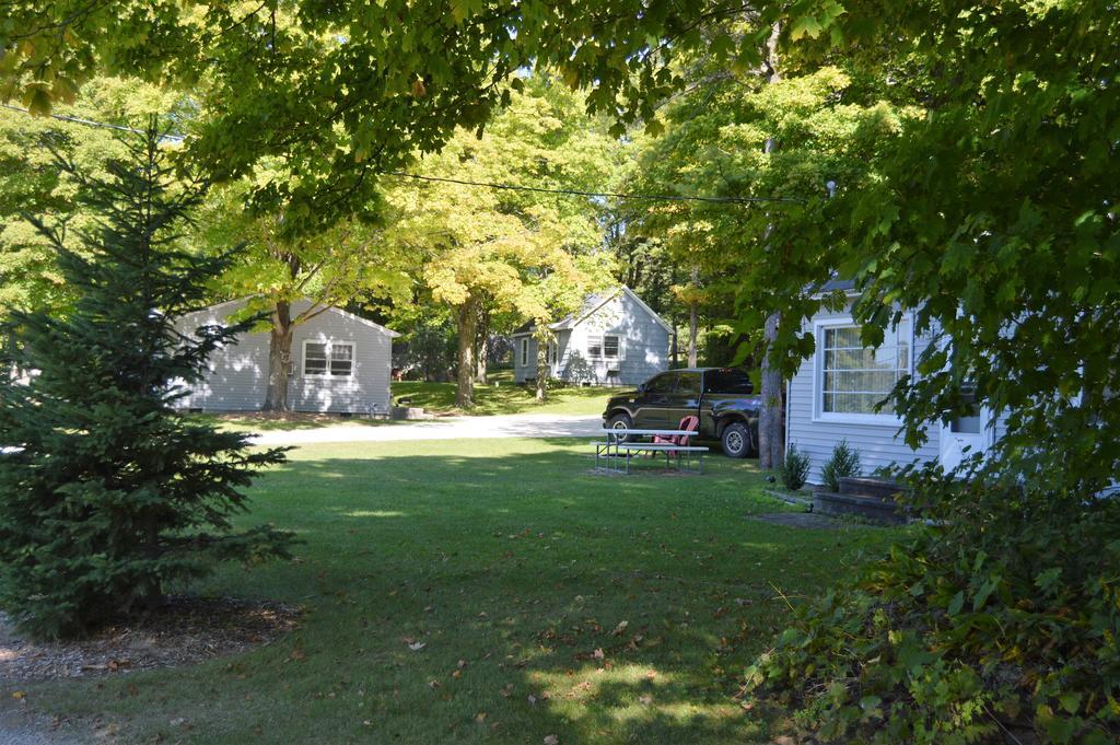 Baileys Sunset Cottages ベイリーズ・ハーバー エクステリア 写真
