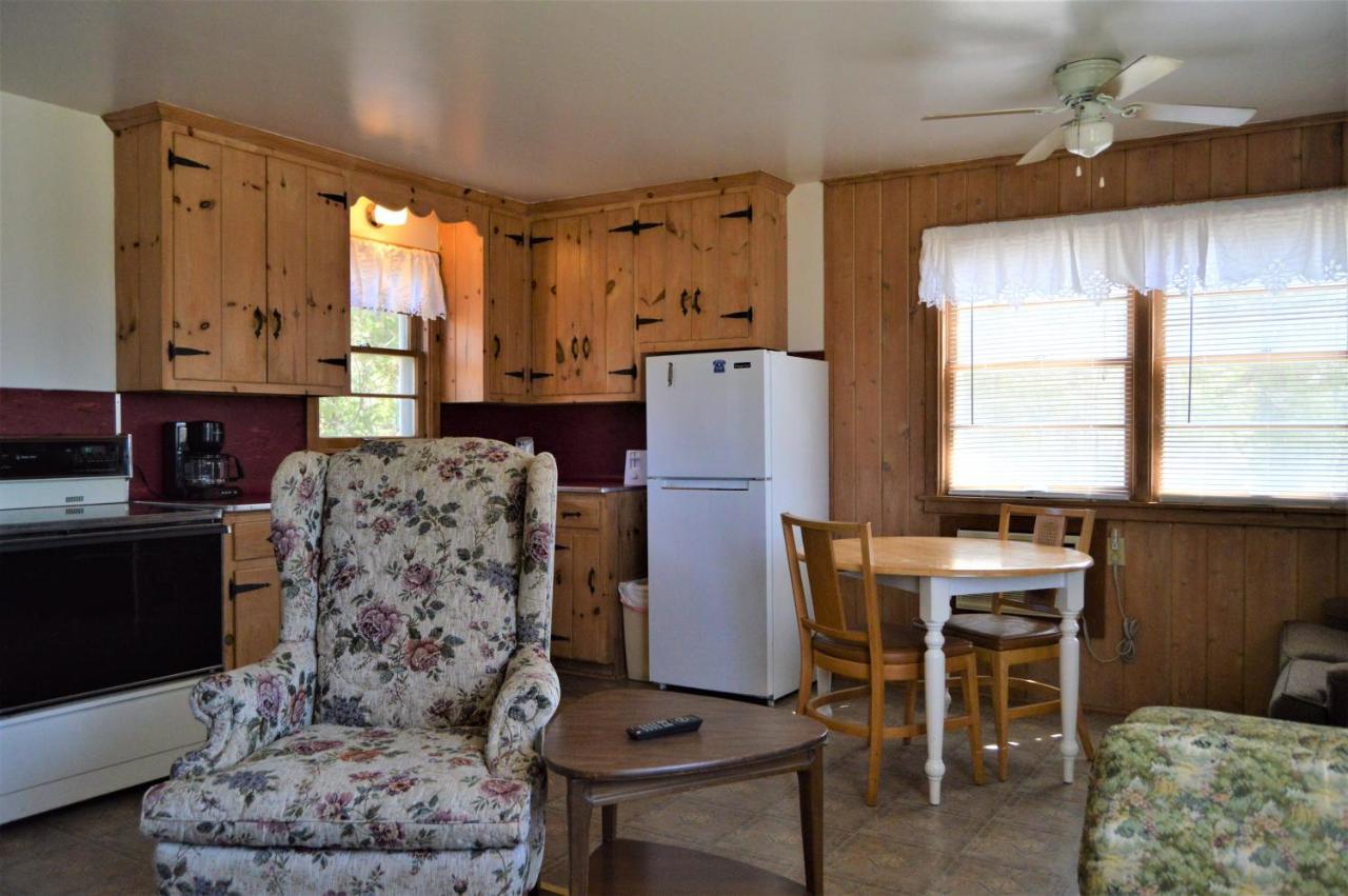 Baileys Sunset Cottages ベイリーズ・ハーバー エクステリア 写真